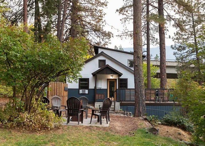 Loge Leavenworth Riverside